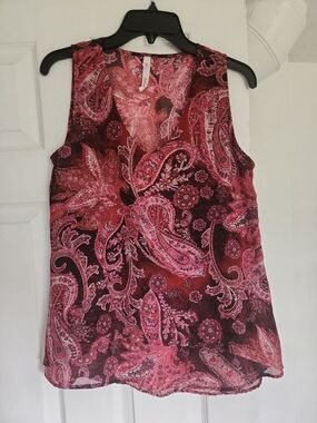 NY Collection Pink Paisley V-Neck Sleeveless Camisole